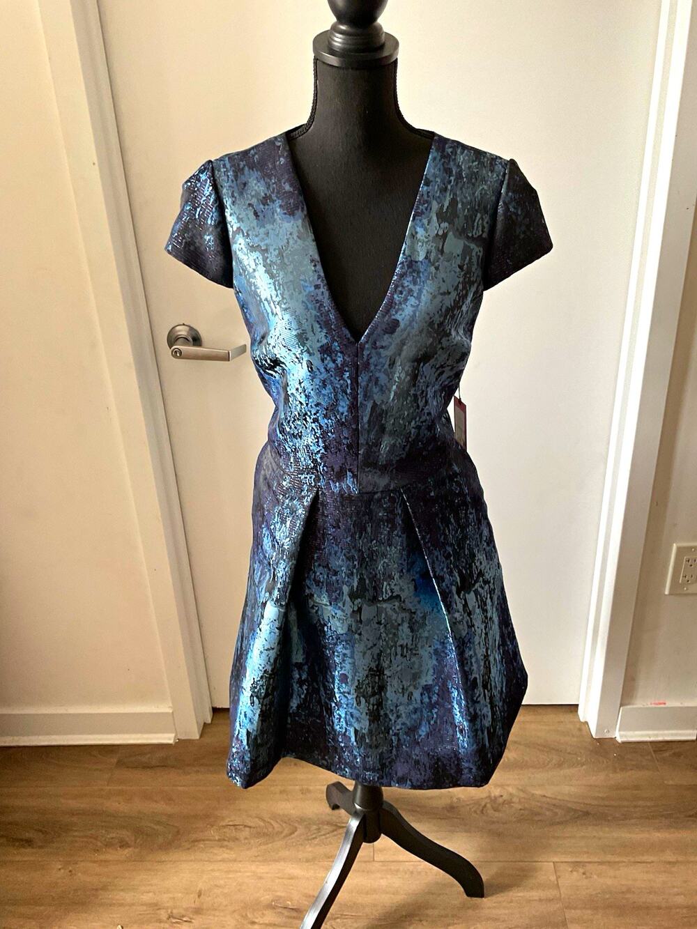 Vince Camuto Blue Black Metallic Jacquard V-Neck Cap Sleeve Fit & Flare Sz 14